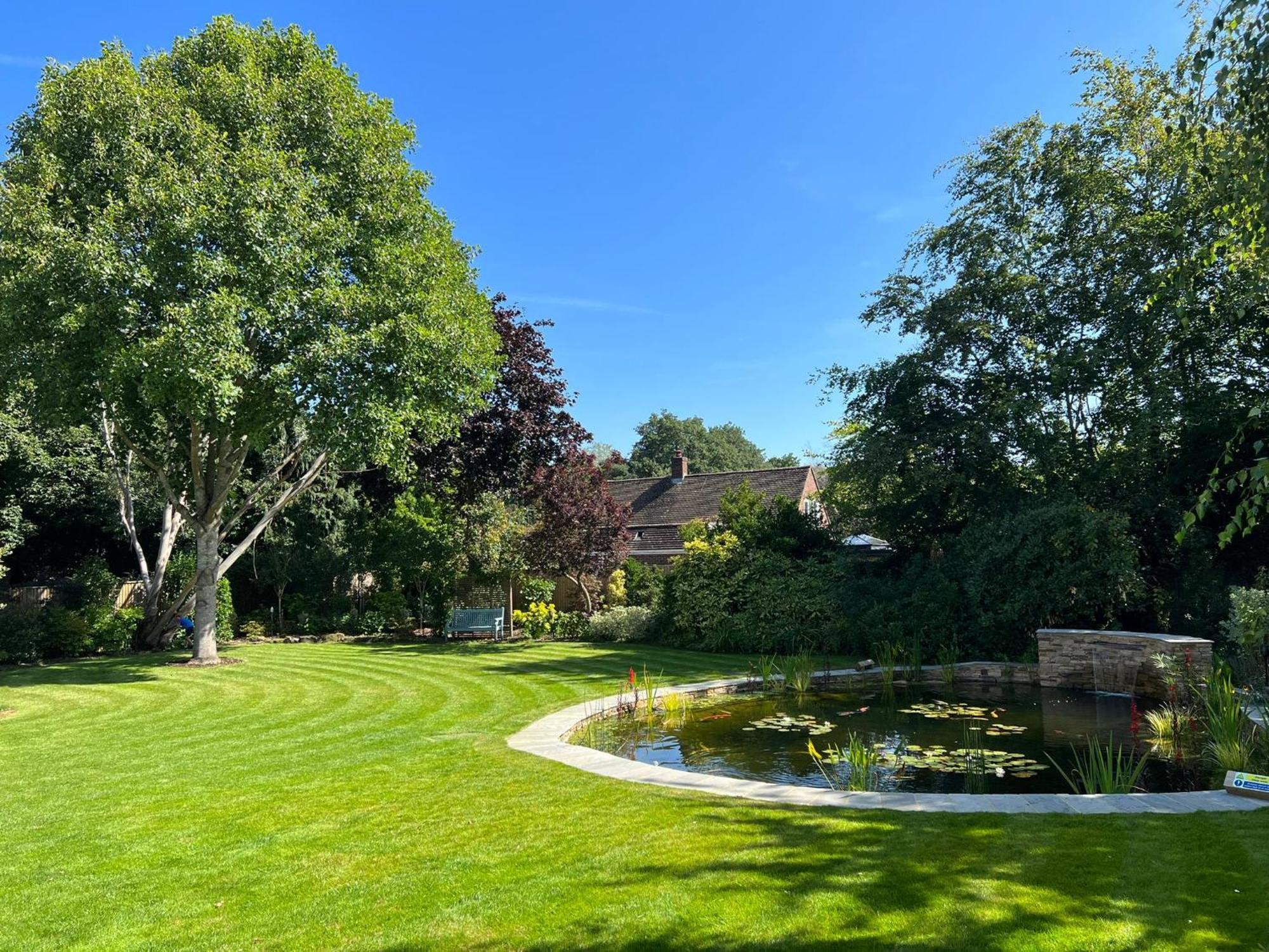 Asperion Hillside Hotel Guildford Extérieur photo