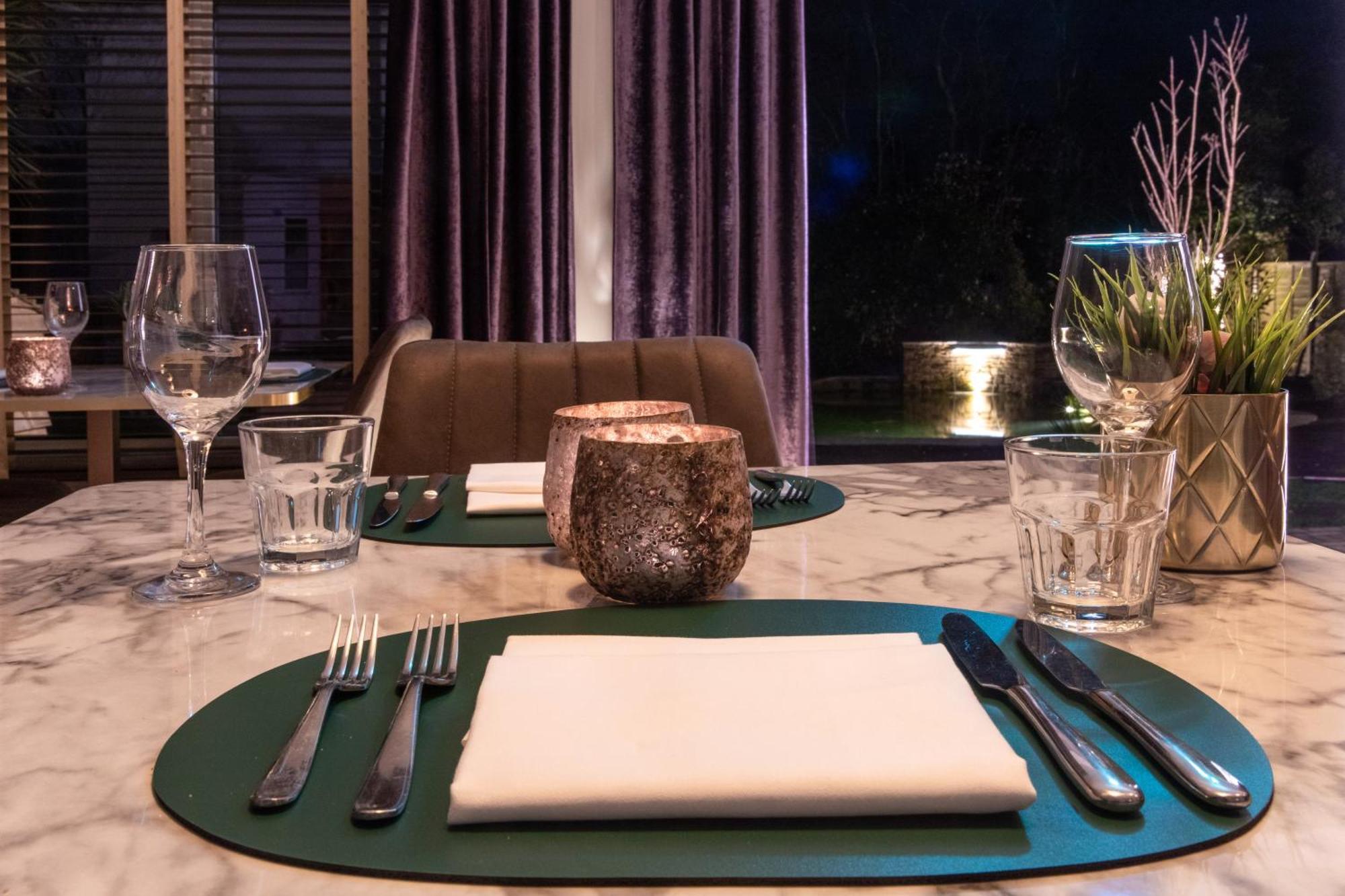 Asperion Hillside Hotel Guildford Extérieur photo