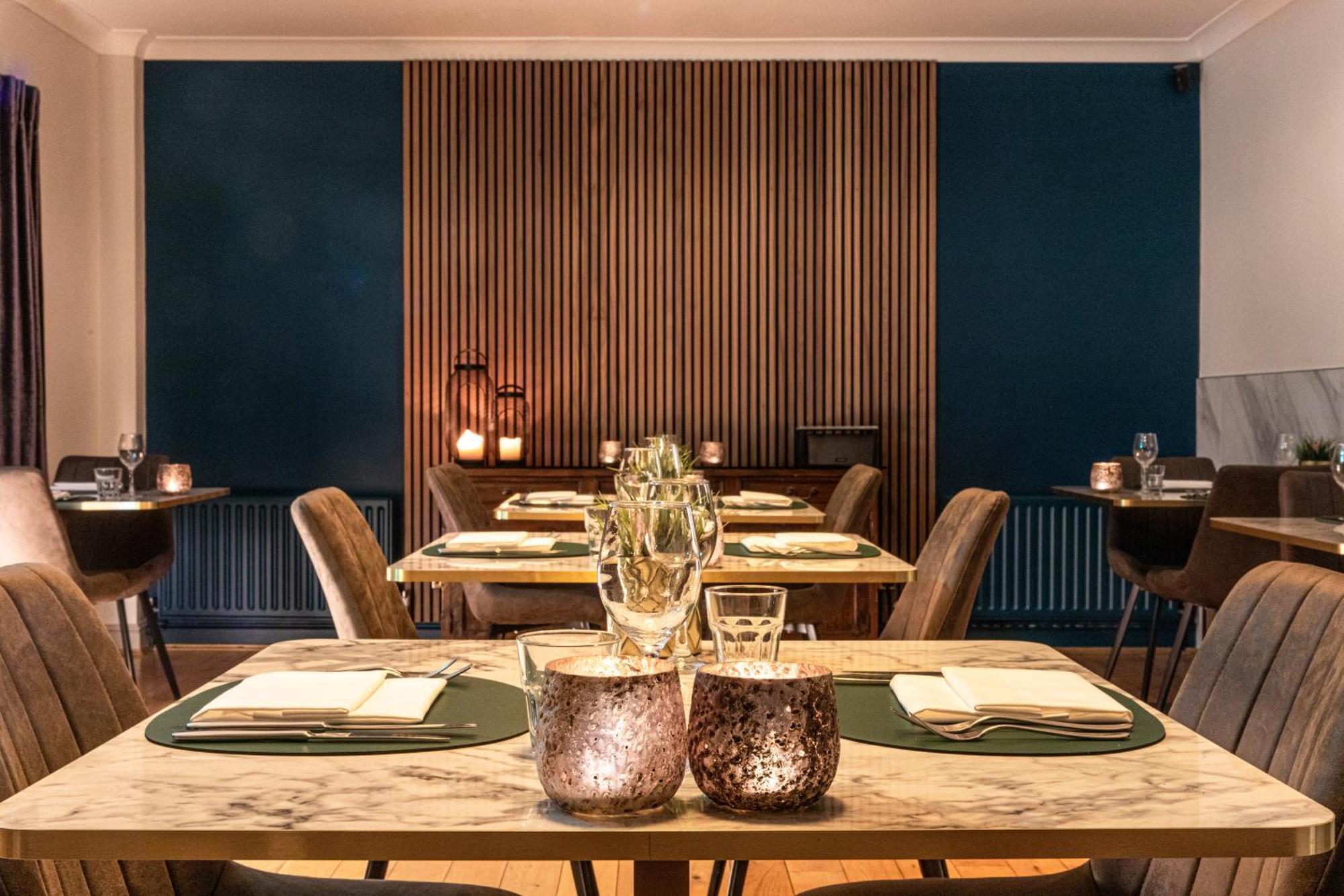 Asperion Hillside Hotel Guildford Extérieur photo