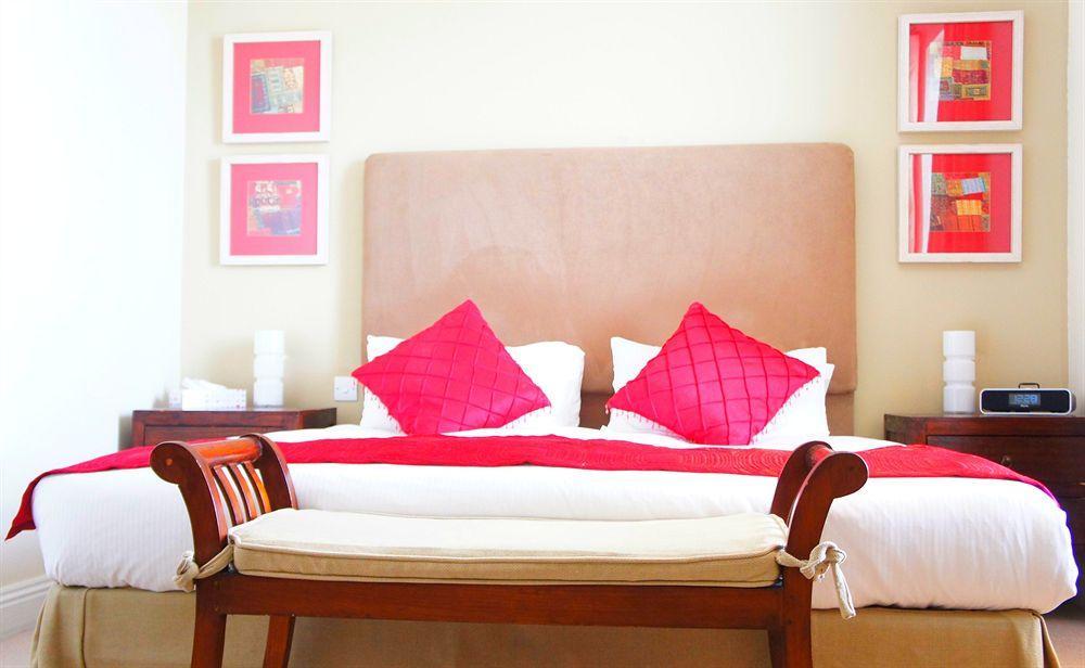 Asperion Hillside Hotel Guildford Extérieur photo