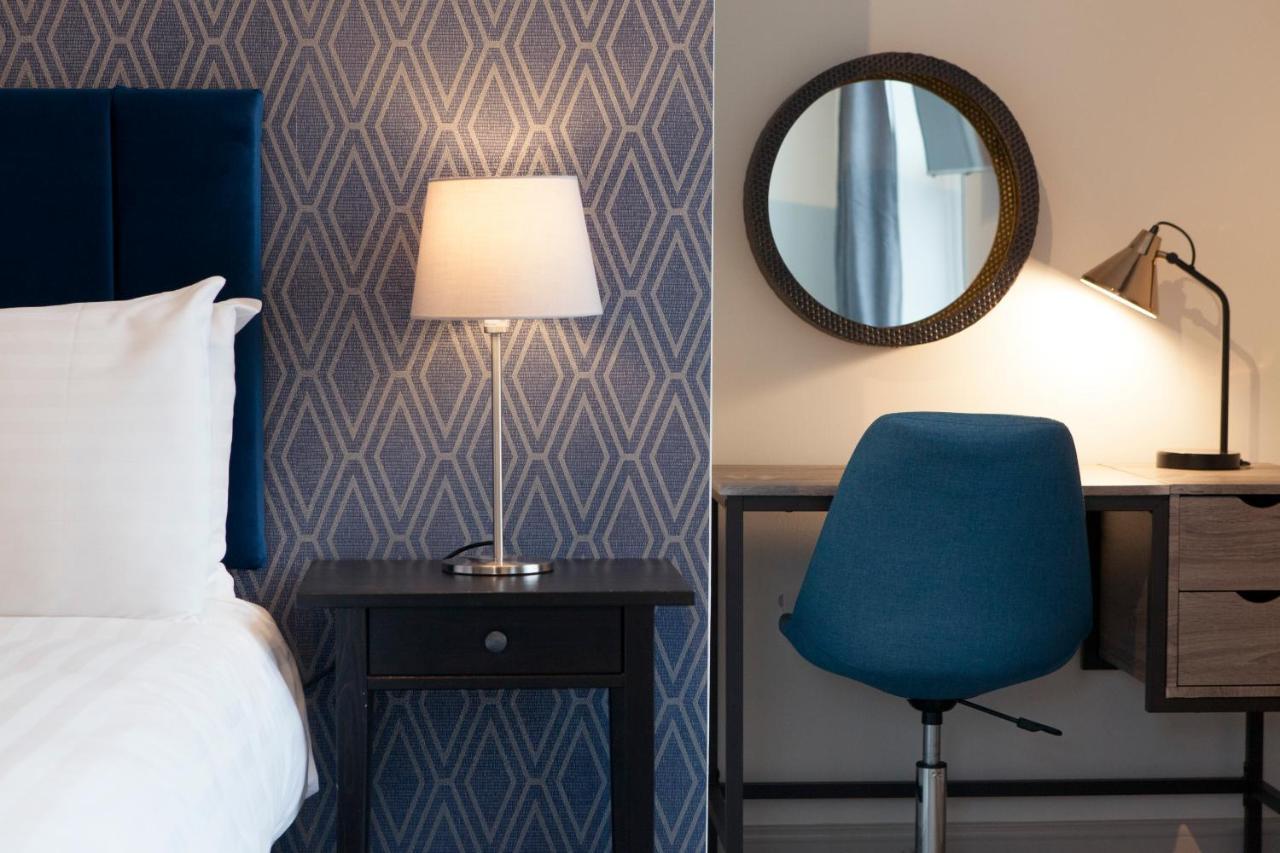Asperion Hillside Hotel Guildford Extérieur photo