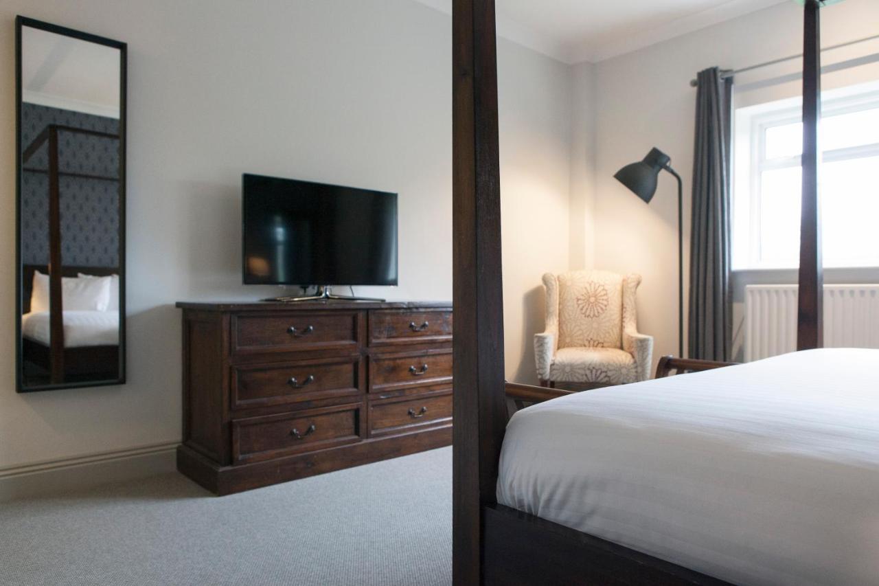 Asperion Hillside Hotel Guildford Extérieur photo